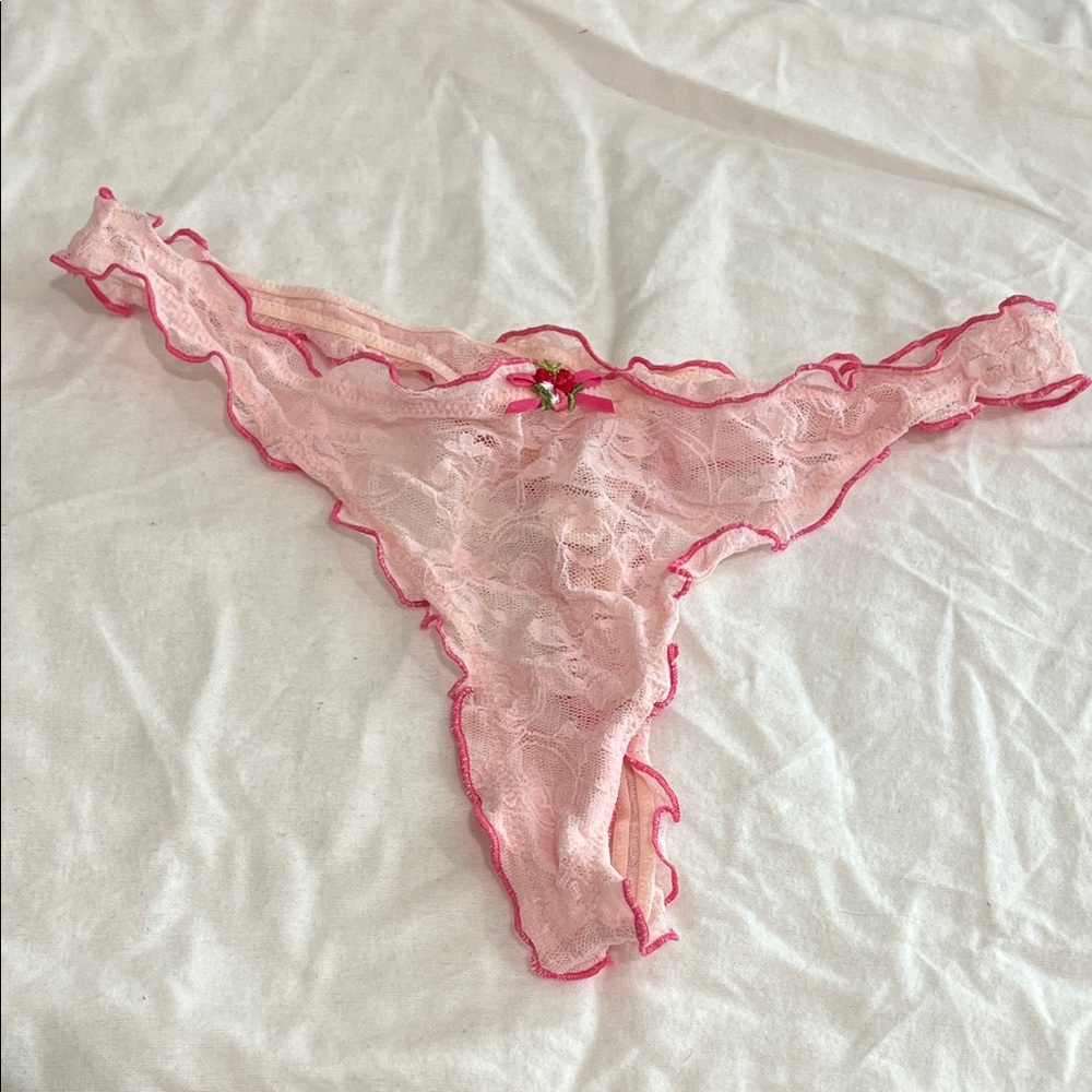 NWT - Victoria's Secret Pink Lace Thong